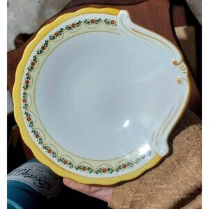 Porcelain Plate Floral Pattern Yellow Border Scalloped Edge MPN 33060